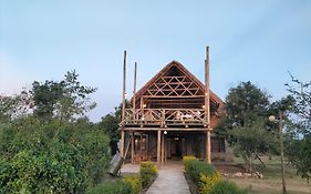 Engiri Game Lodge And Campsite
